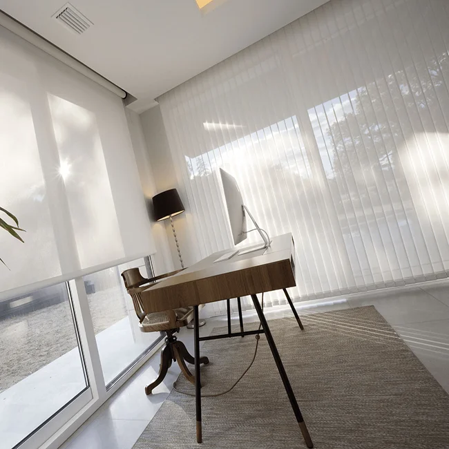Cortinas verticales inclinadas en malaga