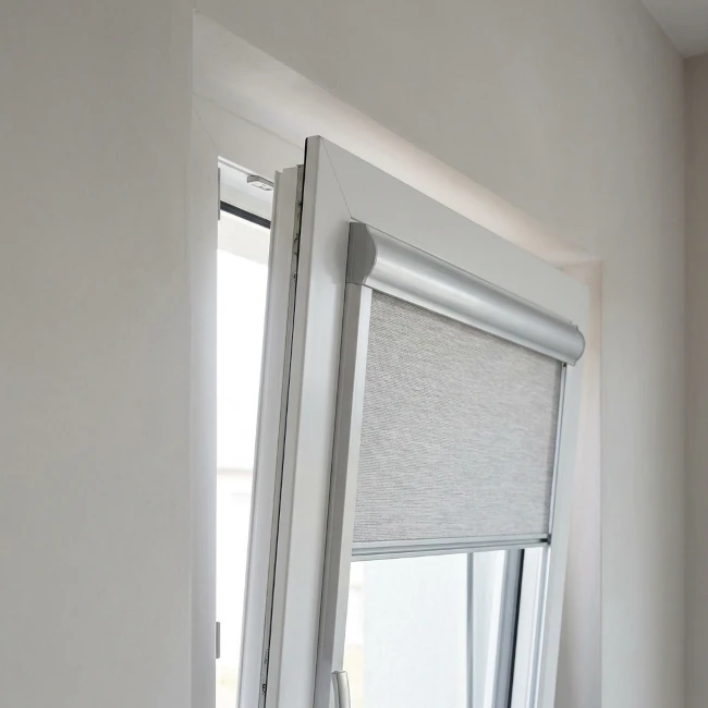 estores sin taladrar ventana abatible